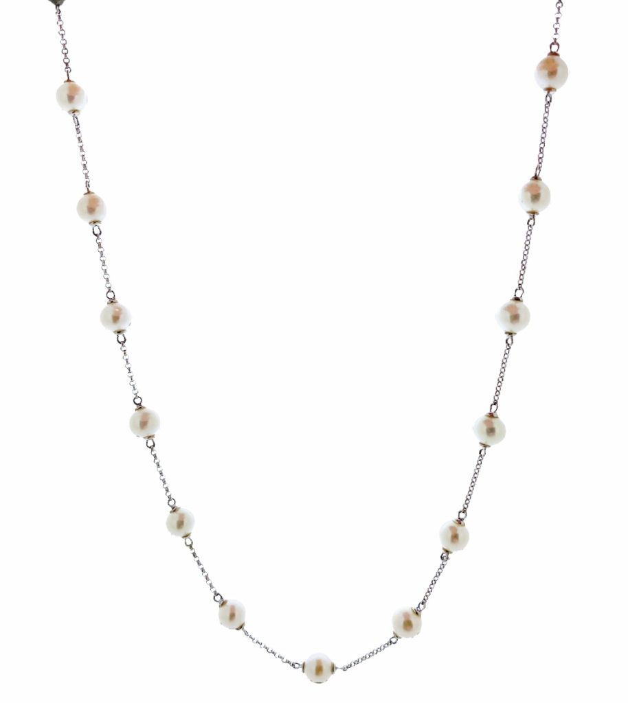 18ct white gold pearl set necklace
