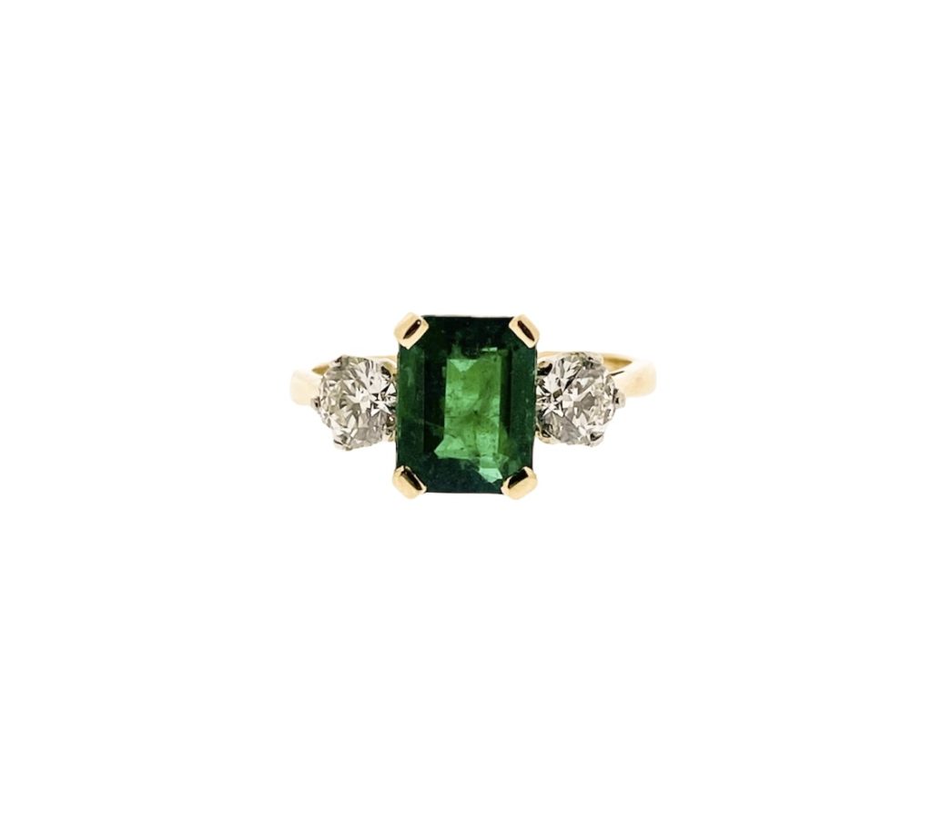 18ct yellow gold 2.16ct emerald & 0.80ct diamond ring