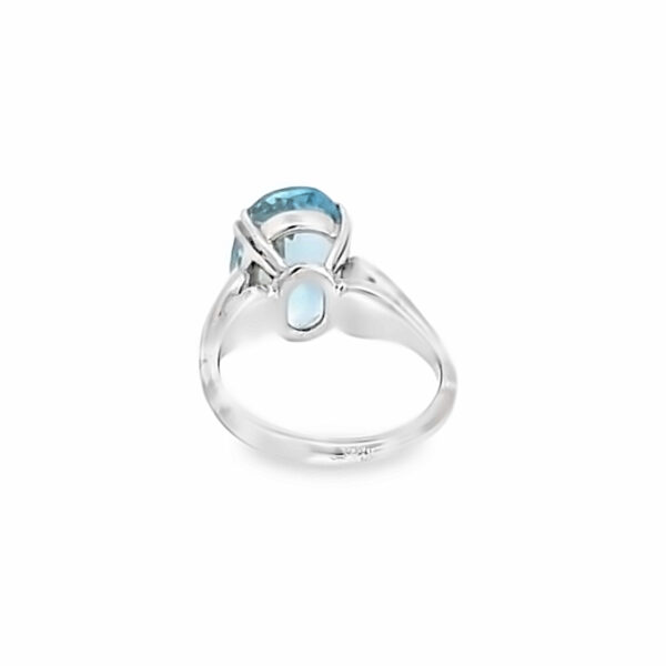 18ct White Gold Aqumarine & Sapphire Ring