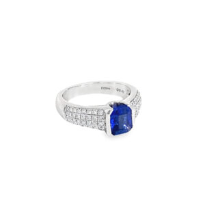 18ct White Gold Sapphire & Diamond Pave Ring