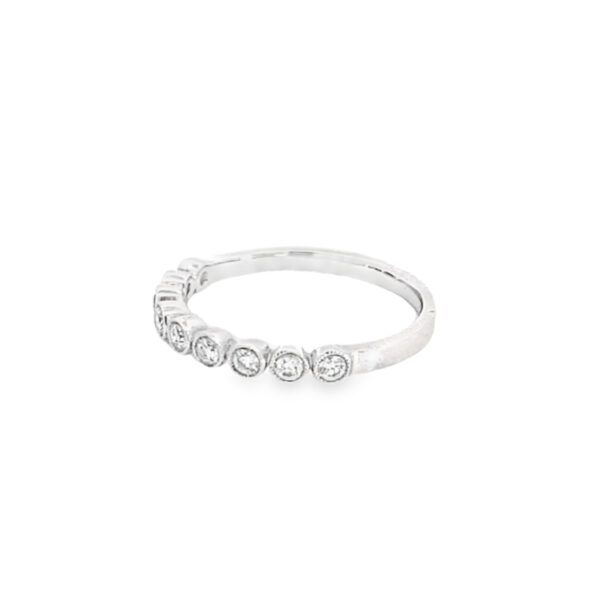 18ct White Gold Milgrain Diamond Ring